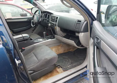 2004 Toyota 4Runner Sr5 Sport V8 z USA, uszkodzony, nr VIN JTEBT14R848011118